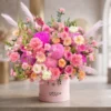 Giỏ hoa tươi tone màu hồng pastel sang trọng làm quà tặng sinh nhật ý nghĩa.