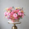 Giỏ hoa tươi rực rỡ tại shop hoa gần công ty