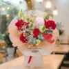 Bó hoa tươi thiết kế theo phong cách Hàn Quốc sang trọng tại shop hoa tươi phong cách Hàn Hoa Gửi Yêu Thương.