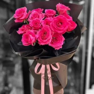 Bó hoa hồng rực rỡ tại shop hoa uy tín gần đây, giao nhanh trong ngày